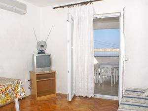 23927524-Ferienwohnung-5-Kustići-300x225-1