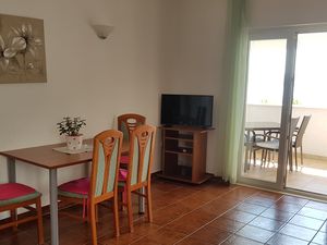 23927854-Ferienwohnung-4-Kučište-300x225-2