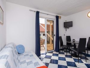 23946016-Ferienwohnung-4-Kučište-300x225-5