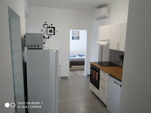 18322480-Ferienwohnung-4-Kučište-300x225-4