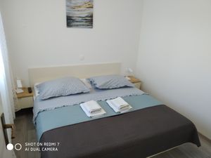 18322480-Ferienwohnung-4-Kučište-300x225-5