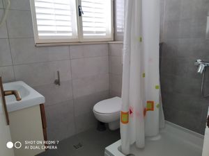 18321547-Ferienwohnung-4-Kučište-300x225-5