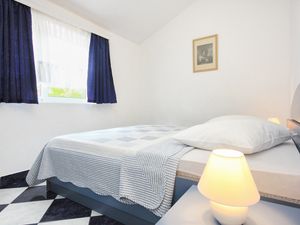 18323029-Ferienwohnung-4-Kučište-300x225-4