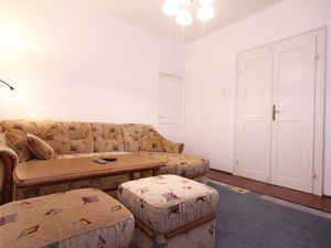 23930890-Ferienwohnung-7-Kučište-300x225-3