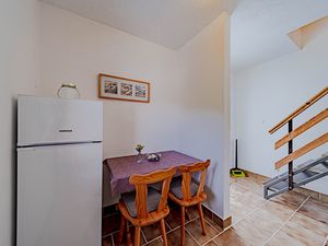 24021426-Ferienwohnung-4-Kučište-300x225-1