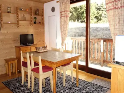 Ferienwohnung für 5 Personen (27 m²) in L'Alpe D'Huez 2/10
