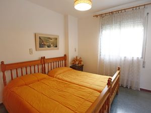 23877548-Ferienwohnung-6-L'Ampolla-300x225-4