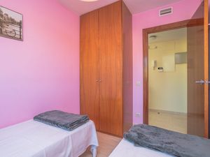 23054875-Ferienwohnung-6-L'Escala-300x225-4