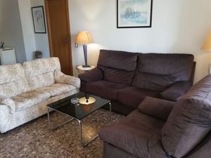 19043049-Ferienwohnung-8-L'Escala-300x225-2