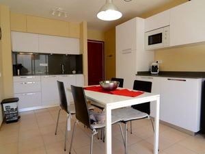 22962567-Ferienwohnung-4-L'Escala-300x225-2