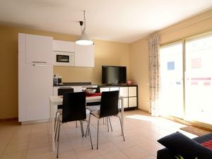 22962567-Ferienwohnung-4-L'Escala-300x225-5