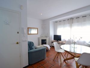 23467932-Ferienwohnung-4-L'Escala-300x225-2