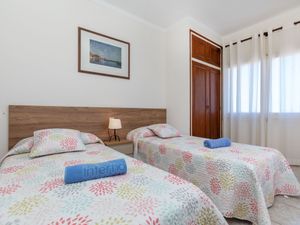 23859004-Ferienwohnung-4-L'Escala-300x225-1