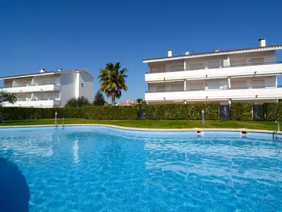 PoolOfHouse