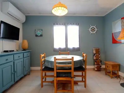 DiningRoom