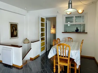 DiningRoom