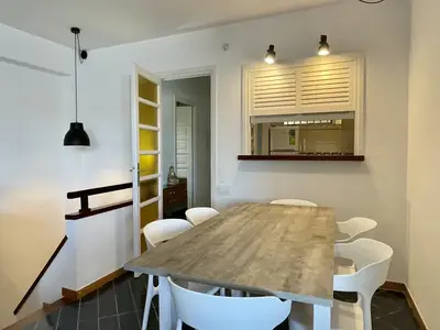 DiningRoom