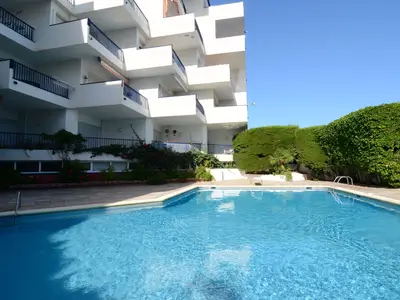 PoolOfHouse