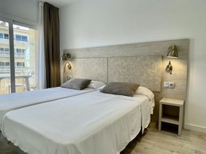 23648018-Ferienwohnung-4-L'Estartit-300x225-5