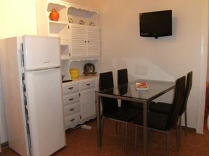 23679361-Ferienwohnung-4-L'Estartit-300x225-5