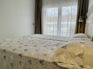 23966403-Ferienwohnung-4-L'Estartit-300x225-5