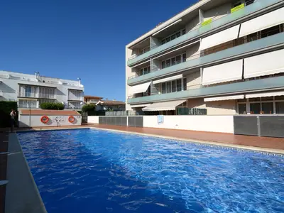 PoolOfHouse