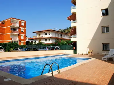 PoolOfHouse