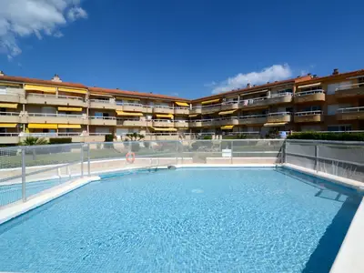 PoolOfHouse