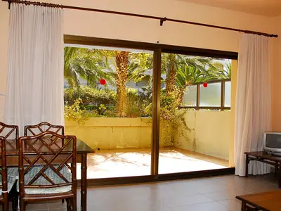 DiningRoom