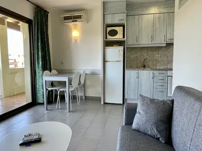 DiningRoom