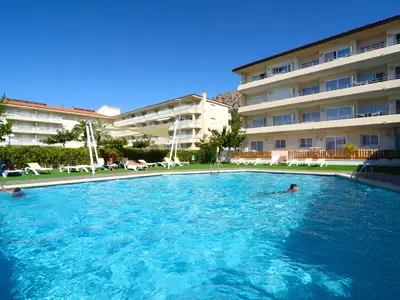 PoolOfHouse