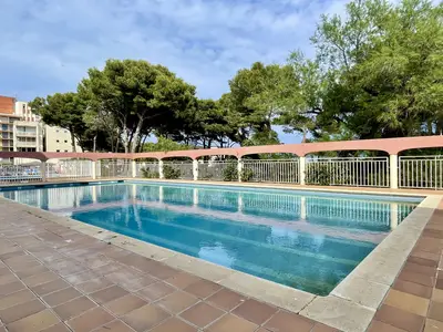 PoolOfHouse