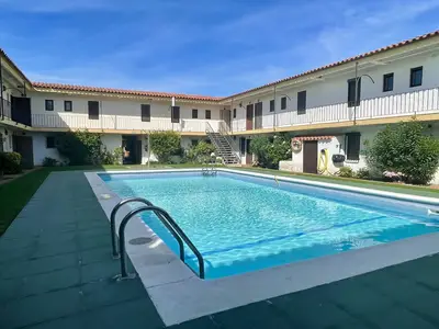 PoolOfHouse