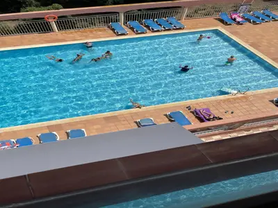 PoolOfHouse