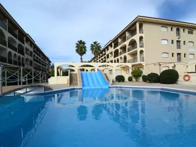 PoolOfHouse
