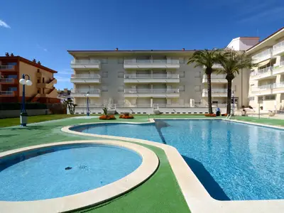 PoolOfHouse