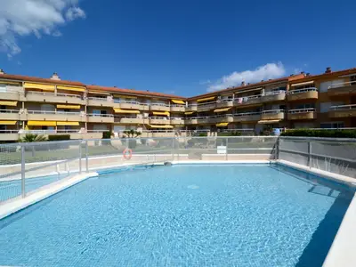 PoolOfHouse