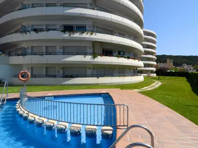 PoolOfHouse