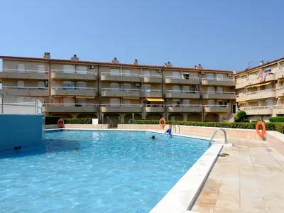 PoolOfHouse
