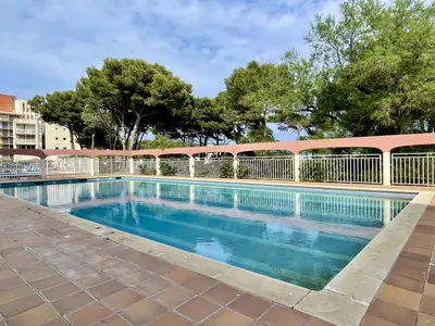 PoolOfHouse