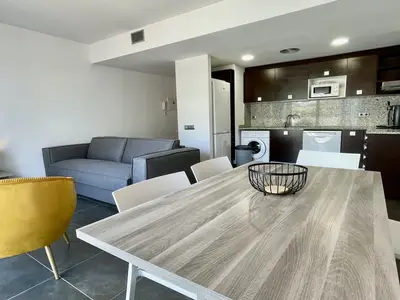 DiningRoom