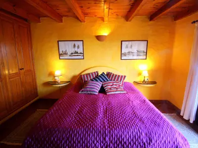 Schlafbereich. Schlafzimmer 1 mit gemauertem Doppelbett