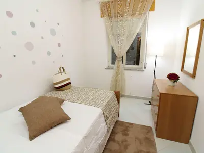 Ferienwohnung für 8 Personen (120 m²) in La Caletta 3/10