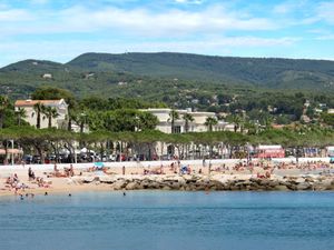 23854317-Ferienwohnung-4-La Ciotat-300x225-3