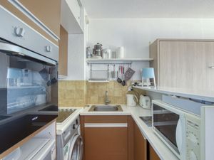 23867895-Ferienwohnung-3-La Ciotat-300x225-1