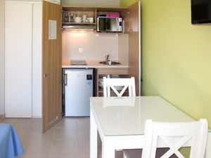 23847021-Ferienwohnung-2-La Londe-les-Maures-300x225-1