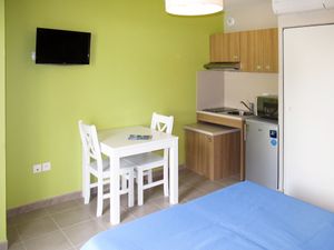 23847021-Ferienwohnung-2-La Londe-les-Maures-300x225-2