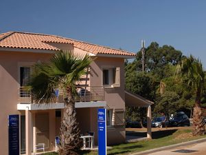 21720851-Ferienwohnung-6-La Londe-les-Maures-300x225-3