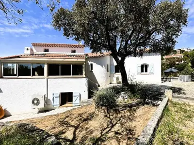 Ferienwohnung für 9 Personen (240 m²) in La Londe-les-Maures 4/10