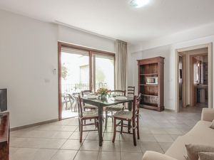 23740139-Ferienwohnung-6-La Maddalena-300x225-2